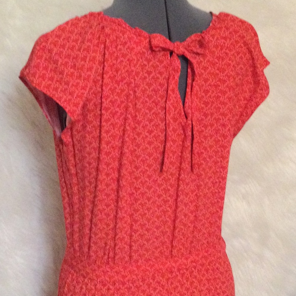 Red Heart Pattern Dress - Picture 5 of 9
